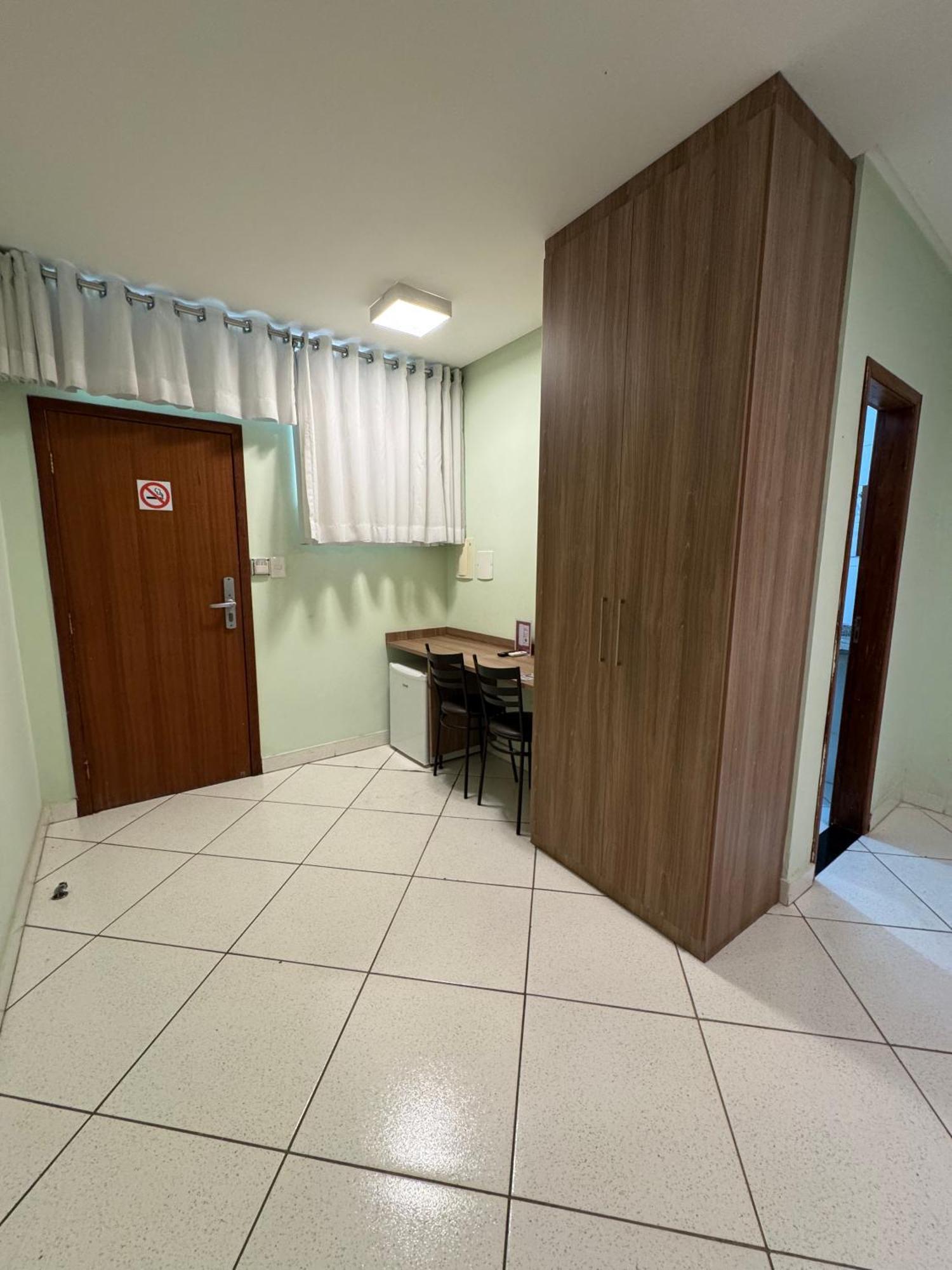 Domus Hotel Veneza 伊帕廷加 外观 照片